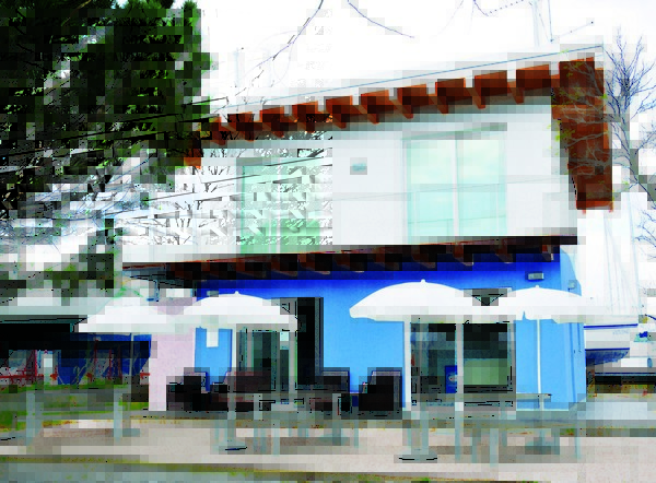 02.jpg